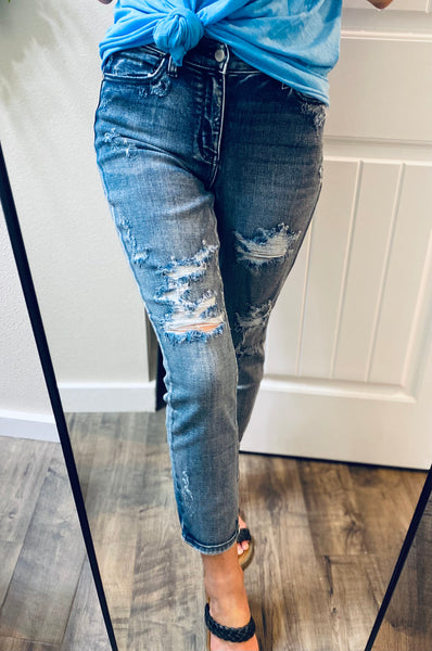 Judy Blue Destroyed Boyfriend Jeans