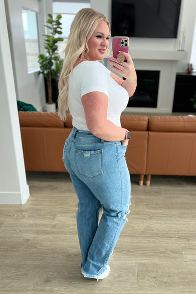 Judy Blue 90's Straight Jeans in Light Wash