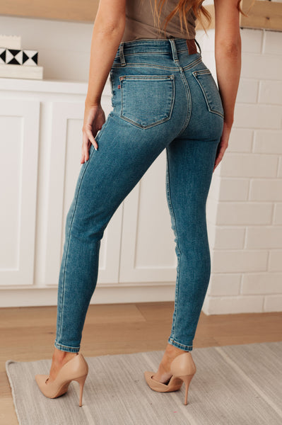 Judy Blue Midwash Thermal Skinny Jean