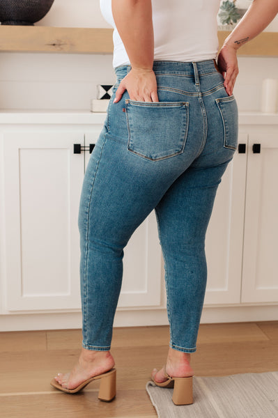 Judy Blue Midwash Thermal Skinny Jean