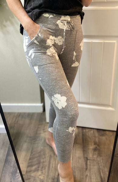 Cropped Summer Jogger Leggings