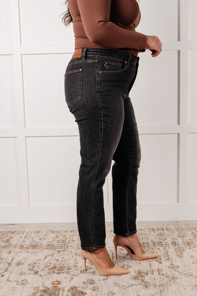 Judy Blue Black Wash Mid Rise Tummy Control Slim Jeans