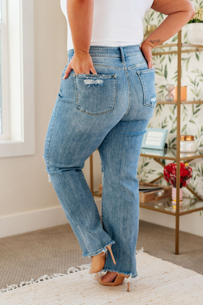 Judy Blue 90's Straight Jeans in Light Wash