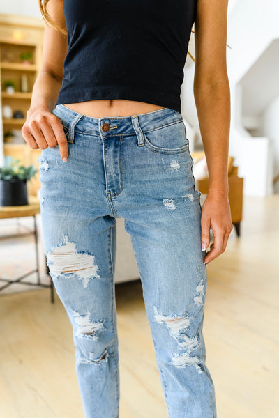 Judy Blue  Destroyed Boyfriend Jeans