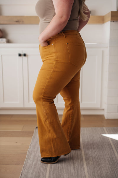 Judy Blue Tummy Control Flare Jeans in Marigold