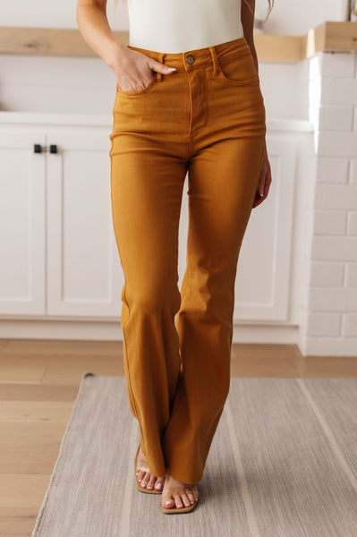 Judy Blue Tummy Control Flare Jeans in Marigold